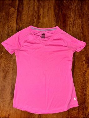 Danskin Now- Loose Ladies' Active V-Neck Top